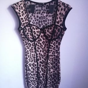 Bodycon leopard print dress